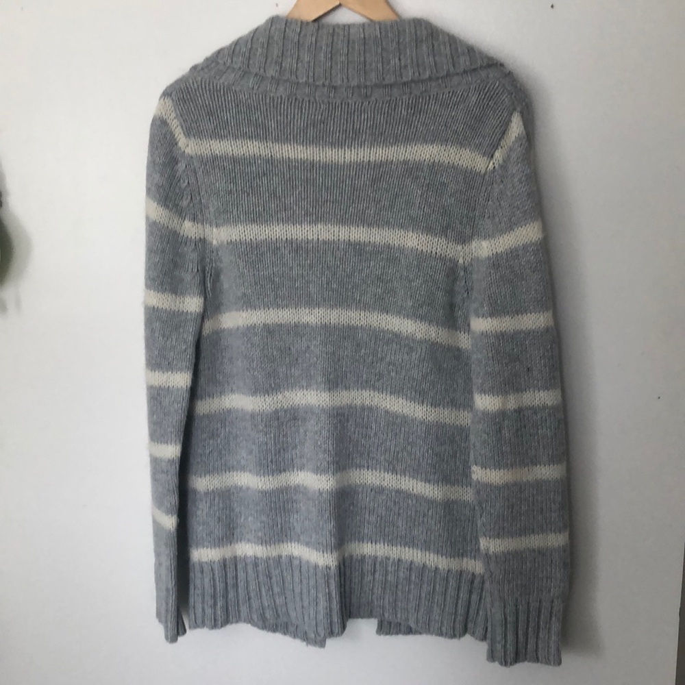 Sweater - Picture 3 of 3
